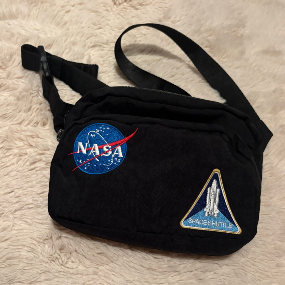 BAGGU Black NASA Fanny Bag